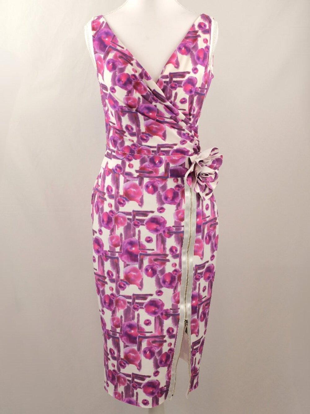 Chiara Boni Abstract Floral 3D Flower Belt Zipper-Detail Midi Dress, Pink/Purple